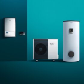 Pompa de căldură aer apă 5 kW aroTHERM split VWL 55/5 AS, 230V pentru 1 circuit incalzire/racire si ACM + Unitate interioara statie hidraulica VWL 57/5 IS (WH) + Buffer indirect VPS R100/1 M